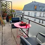 Grand Vue Sur La Tour Eiffel דירה